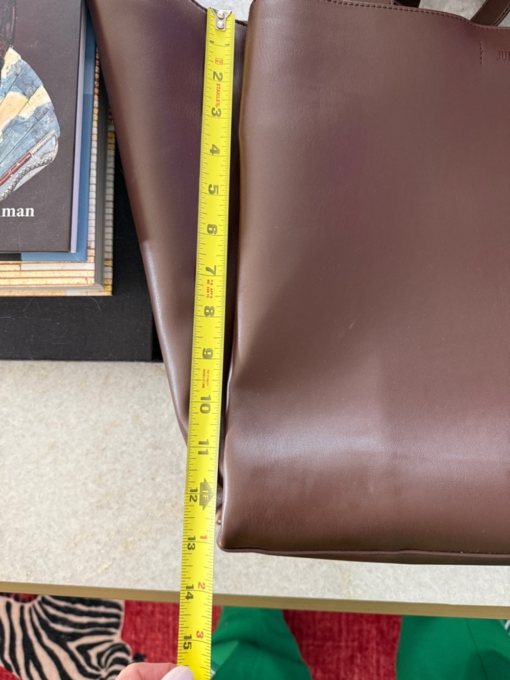 Like New July Juliette Spacious Leather Tote - NO LONGER AVAILABLE ONLINE - Picture 13 of 15